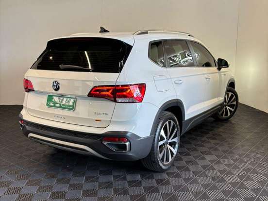 VOLKSWAGEN-TAOS-1.4 250 TSI TOTAL FLEX HIGHLINE AUTOMÁTICO VOLKSWAGEN-TAOS-2021