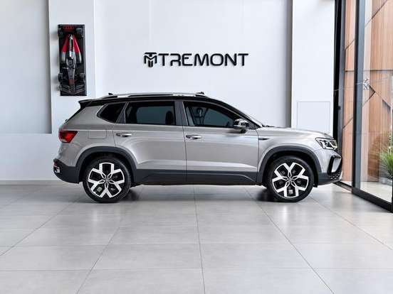 VOLKSWAGEN-TAOS-2024