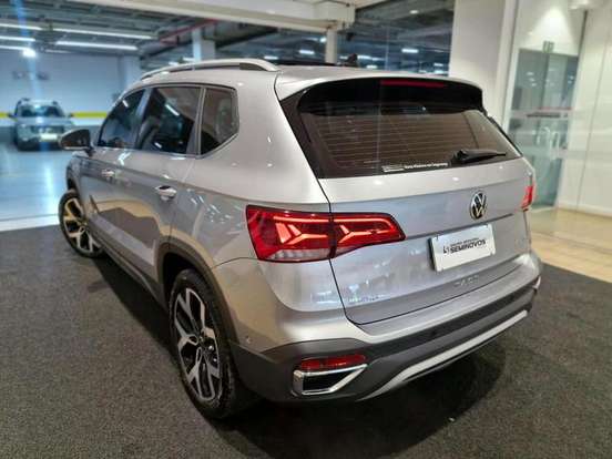 VOLKSWAGEN-TAOS-1.4 250 TSI TOTAL FLEX HIGHLINE AUTOMÁTICO VOLKSWAGEN-TAOS-2025