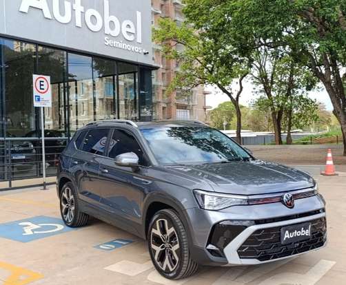 VOLKSWAGEN-TAOS-2026