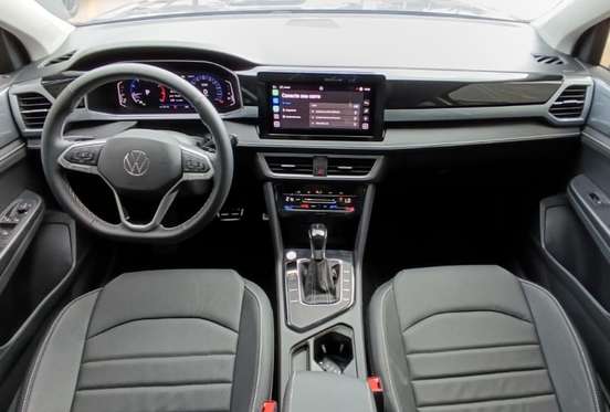 VOLKSWAGEN-TAOS-2026