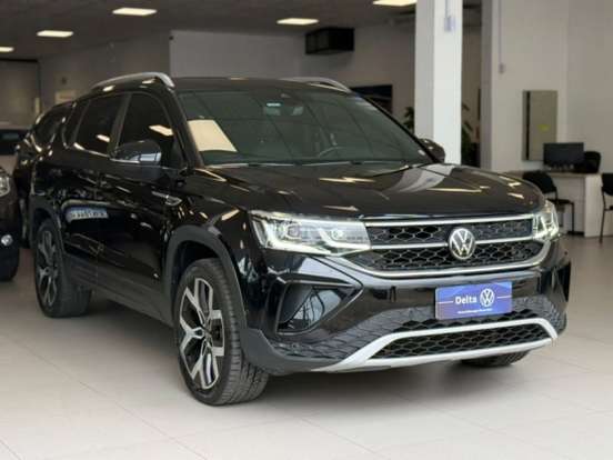 VOLKSWAGEN-TAOS-2023