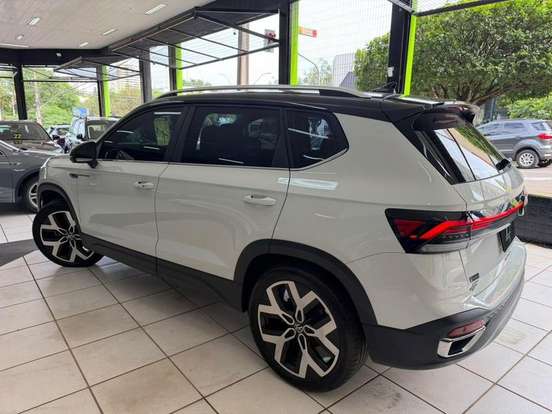 VOLKSWAGEN-TAOS-1.4 250 TSI TOTAL FLEX HIGHLINE AUTOMÁTICO VOLKSWAGEN-TAOS-2026