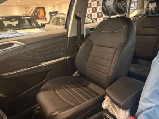 VOLKSWAGEN-TAOS-1.4 250 TSI TOTAL FLEX HIGHLINE AUTOMÁTICO VOLKSWAGEN-TAOS-2026