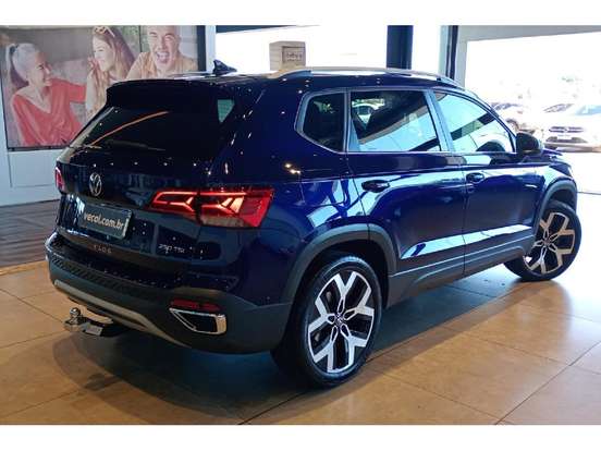 VOLKSWAGEN-TAOS-1.4 250 TSI TOTAL FLEX HIGHLINE AUTOMÁTICO VOLKSWAGEN-TAOS-2024