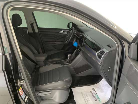 VOLKSWAGEN-TAOS-1.4 250 TSI TOTAL FLEX HIGHLINE AUTOMÁTICO VOLKSWAGEN-TAOS-2025