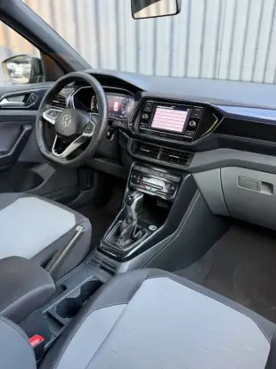 VOLKSWAGEN-T-CROSS-2022