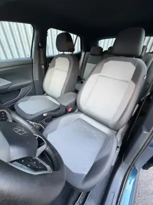 VOLKSWAGEN-T-CROSS-2022