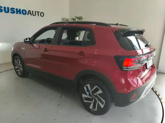 VOLKSWAGEN-T-CROSS-2024