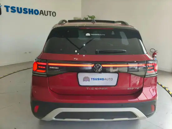 VOLKSWAGEN-T-CROSS-2024