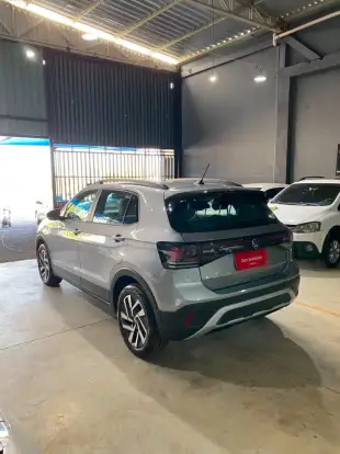 VOLKSWAGEN-T-CROSS-2024