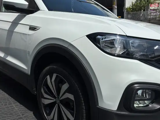 VOLKSWAGEN-T-CROSS-1.0 200 TSI TOTAL FLEX COMFORTLINE AUTOMÁTICO VOLKSWAGEN-T-CROSS-2021