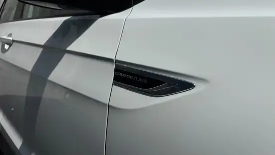 VOLKSWAGEN-T-CROSS-2021
