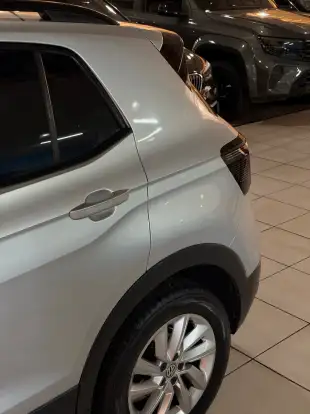 VOLKSWAGEN-T-CROSS-2020