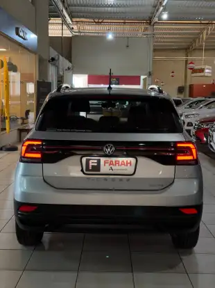 VOLKSWAGEN-T-CROSS-2020