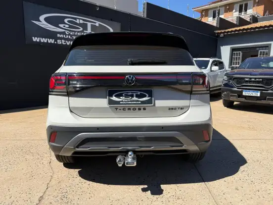 VOLKSWAGEN-T-CROSS-2025