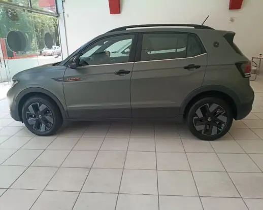 VOLKSWAGEN-T-CROSS-2025