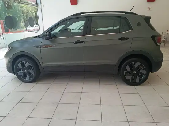 VOLKSWAGEN-T-CROSS-1.4 250 TSI TOTAL FLEX EXTREME AUTOMÁTICO VOLKSWAGEN-T-CROSS-2025