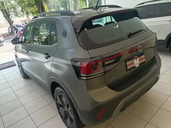 VOLKSWAGEN-T-CROSS-1.4 250 TSI TOTAL FLEX EXTREME AUTOMÁTICO VOLKSWAGEN-T-CROSS-2025