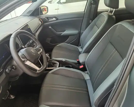 VOLKSWAGEN-T-CROSS-2025