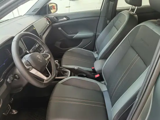VOLKSWAGEN-T-CROSS-1.4 250 TSI TOTAL FLEX EXTREME AUTOMÁTICO VOLKSWAGEN-T-CROSS-2025