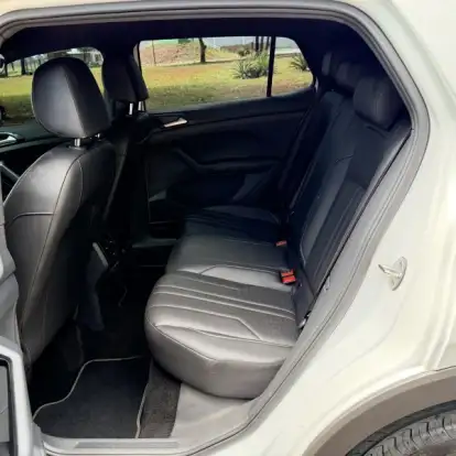 VOLKSWAGEN-T-CROSS-2025