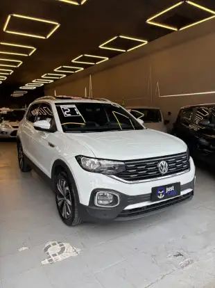 VOLKSWAGEN-T-CROSS-2021