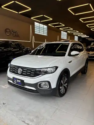 VOLKSWAGEN-T-CROSS-2021
