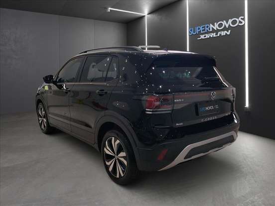 VOLKSWAGEN-T-CROSS-2024
