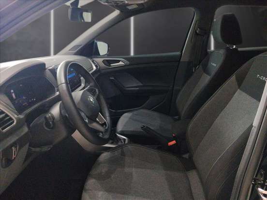 VOLKSWAGEN-T-CROSS-2024