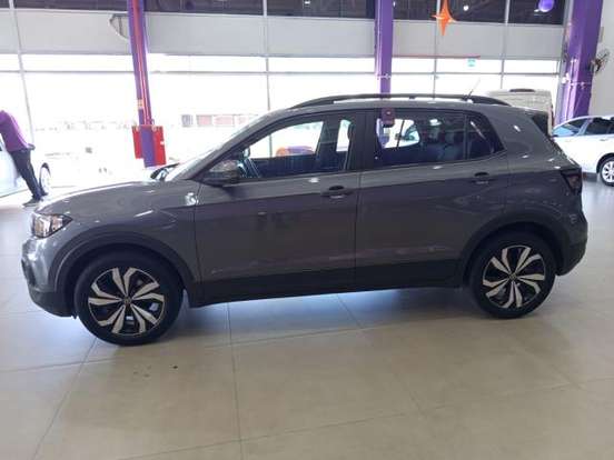 VOLKSWAGEN-T-CROSS-1.0 200 TSI TOTAL FLEX AUTOMÁTICO VOLKSWAGEN-T-CROSS-2024
