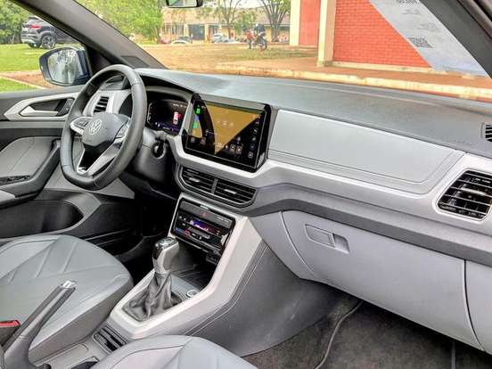 VOLKSWAGEN-T-CROSS-2025