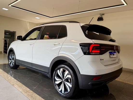 VOLKSWAGEN-T-CROSS-1.0 200 TSI TOTAL FLEX AUTOMÁTICO VOLKSWAGEN-T-CROSS-2023