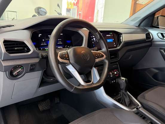 VOLKSWAGEN-T-CROSS-2023