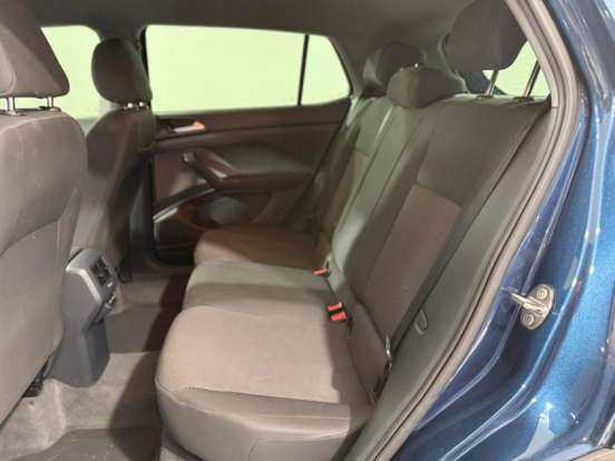 VOLKSWAGEN-T-CROSS-2022