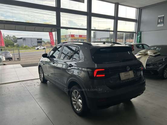 VOLKSWAGEN-T-CROSS-2020