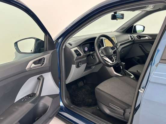 VOLKSWAGEN-T-CROSS-1.0 200 TSI TOTAL FLEX AUTOMÁTICO VOLKSWAGEN-T-CROSS-2025