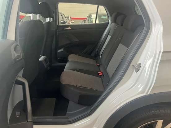 VOLKSWAGEN-T-CROSS-2025