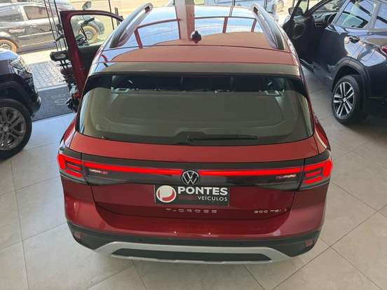 VOLKSWAGEN-T-CROSS-2025