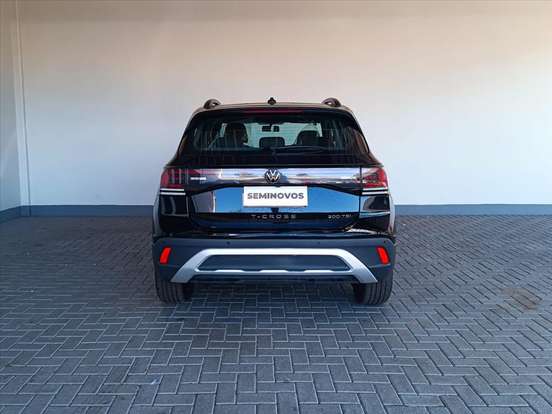VOLKSWAGEN-T-CROSS-1.0 200 TSI TOTAL FLEX AUTOMÁTICO VOLKSWAGEN-T-CROSS-2024