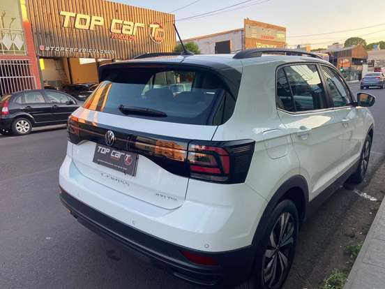 VOLKSWAGEN-T-CROSS-1.0 200 TSI TOTAL FLEX AUTOMÁTICO VOLKSWAGEN-T-CROSS-2024