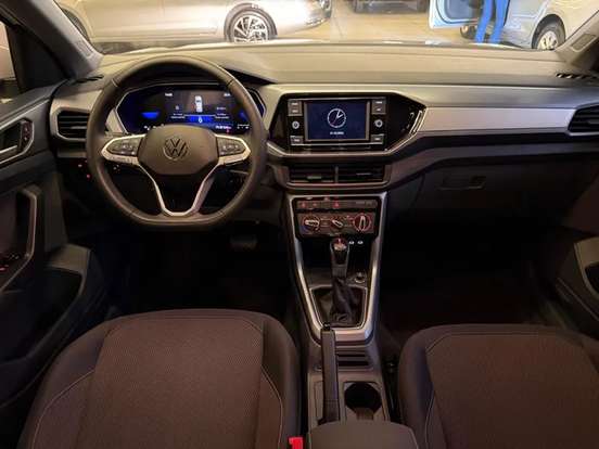 VOLKSWAGEN-T-CROSS-2023