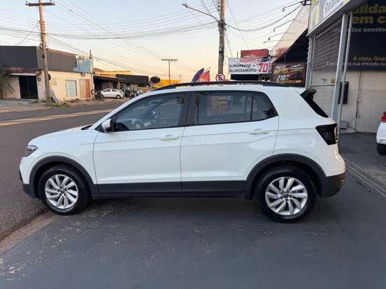 VOLKSWAGEN-T-CROSS-1.0 200 TSI TOTAL FLEX AUTOMÁTICO VOLKSWAGEN-T-CROSS-2024