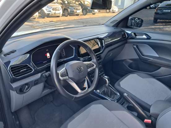 VOLKSWAGEN-T-CROSS-2023
