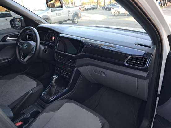VOLKSWAGEN-T-CROSS-1.0 200 TSI TOTAL FLEX COMFORTLINE AUTOMÁTICO VOLKSWAGEN-T-CROSS-2023