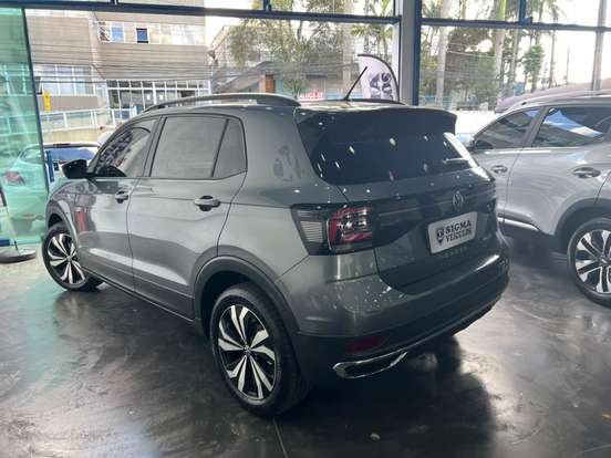 VOLKSWAGEN-T-CROSS-2022