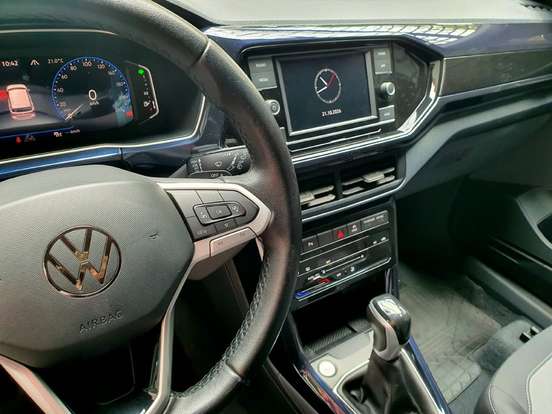 VOLKSWAGEN-T-CROSS-2022