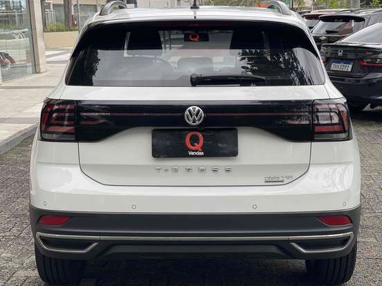 VOLKSWAGEN-T-CROSS-2019