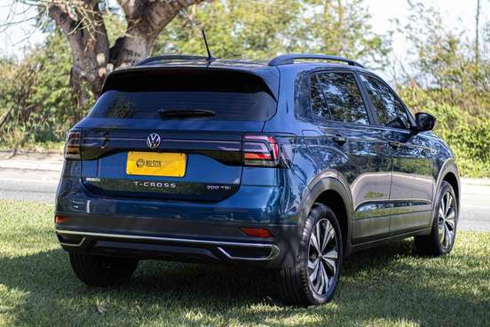 VOLKSWAGEN-T-CROSS-2023