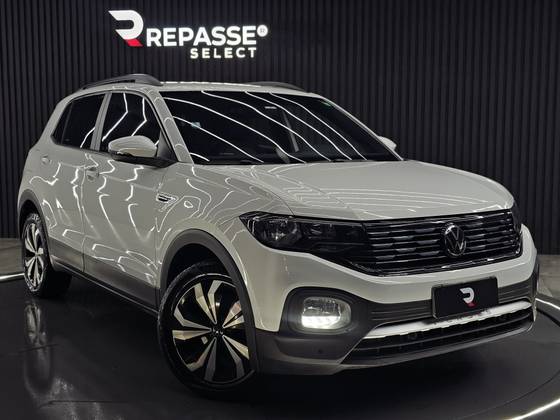 VOLKSWAGEN T-CROSS 1.0 200 TSI TOTAL FLEX COMFORTLINE AUTOMÁTICO